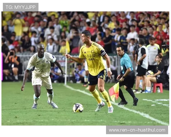 利雅得胜利快速推进,C罗完成反越位 利雅得胜利快速推进,C罗完成反越位